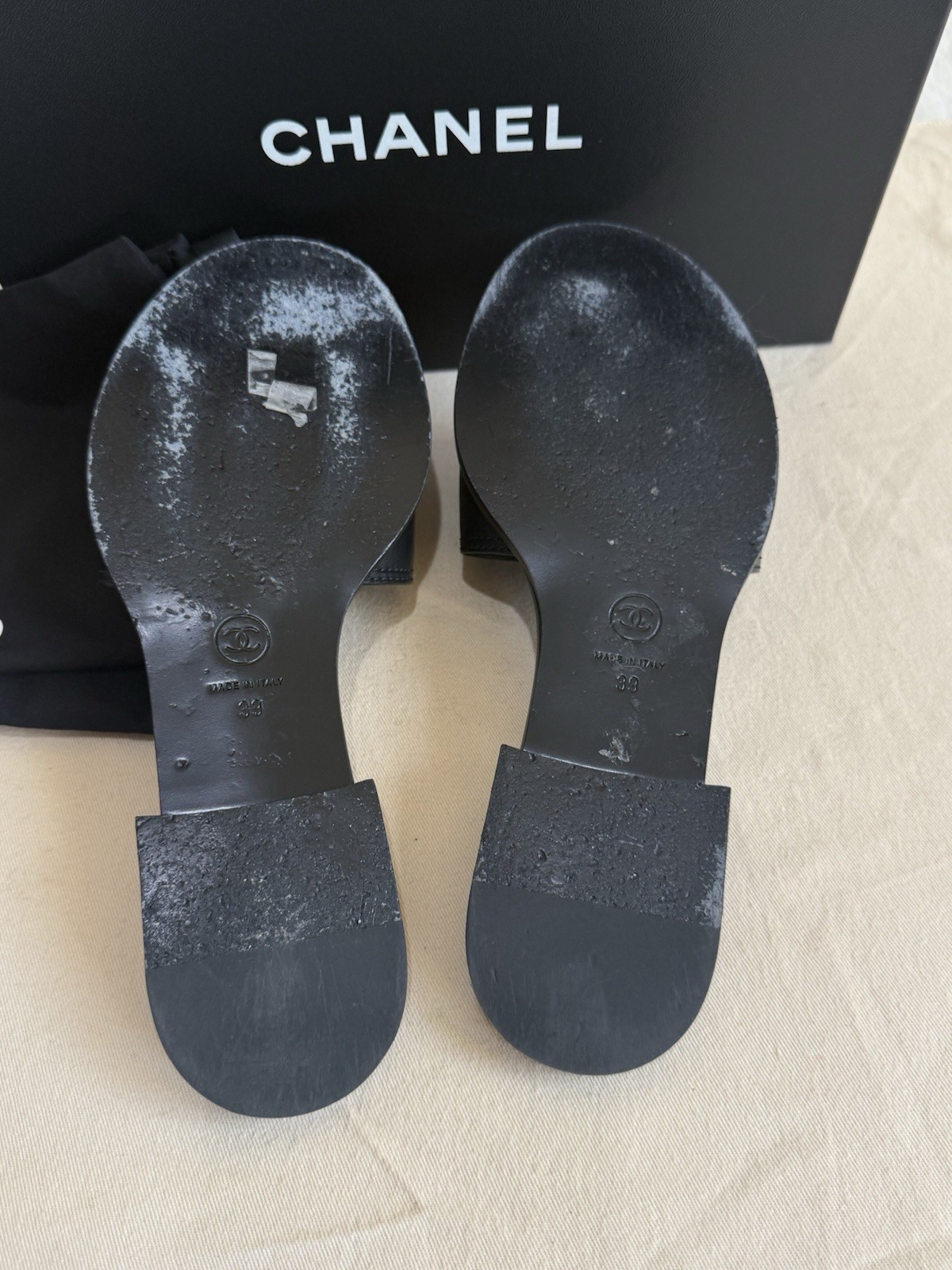 Authentic Chanel 2023 Interlocking CC Logo Slides… - image 24