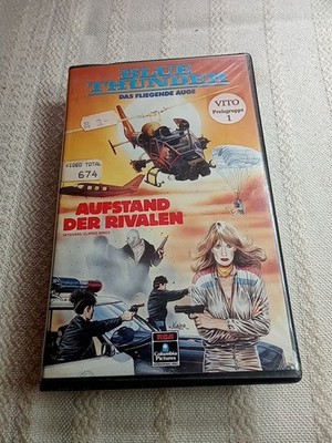 VHS Videokassette - Blue Thunder, Das fliegende Auge - Aufstand der Rivalen (R2)