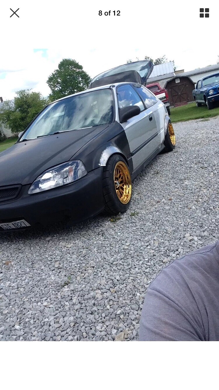 Picture 1 of 9