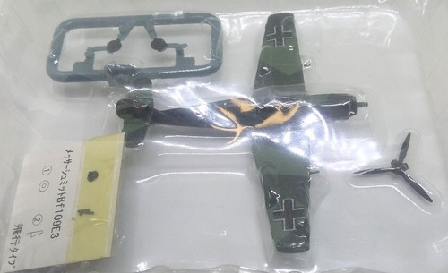 Bandai 1/144 Wing Club Collection 1. German Messerschmitt Bf109E-3 (#3.1) - Picture 2 of 6