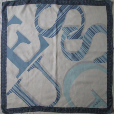 Foulard Vintage Polyester TBEG - Dimensions 87x89 Cm, Noir, Style Bandana Ou Carré