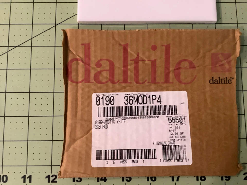 Lote de 54 azulejos de cerámica Daltile Rittenhouse Arctic White 3x6 Subway 6,75 pies cuadrados Foto 2 de 4
