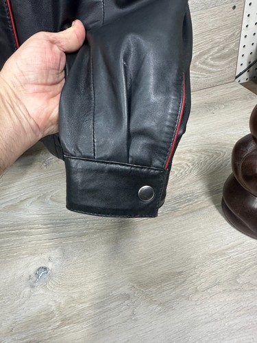 St Croix Men's Red and Black Butter Soft Lamb Leather Jacket Size 44 - Picture 7 of 10