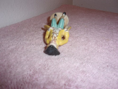 FIGURA CABALLERO MULTICOLOR PINTADA A MANO PORCELANA JAPÓN OCUPADO VINTAGE - Imagen 7 de 7