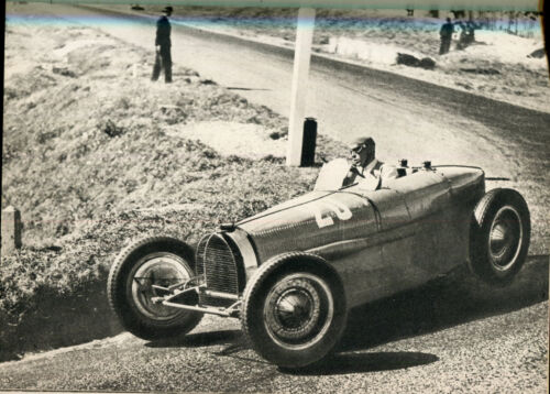 Motoraces - George Monkhouse 1937 - Mercedes-Benz Bugatti pre-war racing - Picture 3 of 3