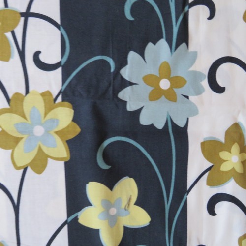 Vtg Benartex Quilt Craft Fabric "City Blooms", Blue & Green Floral Stripe 1.8 yd - Picture 4 of 7