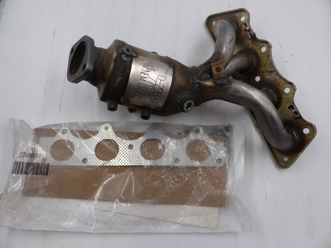 ◆あ1219◆ Amazon.com: Walker Ultra EPA 16799 Direct Fit Catalytic