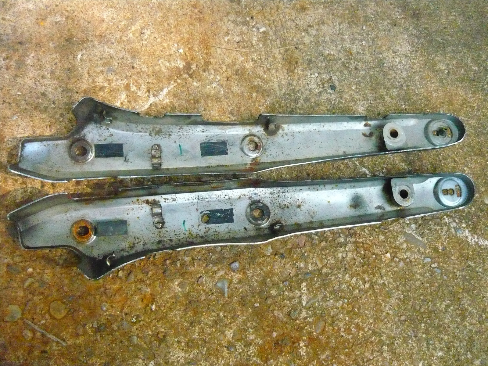 Shadow 400 Rear Fender Rails 04 - 09 Honda VT750C Shadow Aero OEM Rear Fender Struts Grab Rails ...