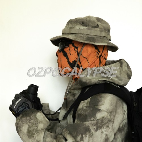 Blaze Orange Camouflage Neck Gaiter Hi Vis Deer Hunting Hunter Camo Oak Bandana - Picture 2 of 6