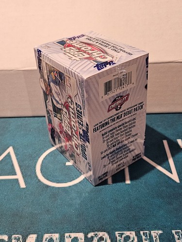 2023 Topps Chrome Update Series Baseball Blaster Box BRAND NEW Sealed - Picture 2 of 3