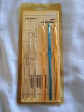 Vintage Boye Crochete Hook Set 3 Steel 3 Aluminum Hooks Sizes G H I  5 7 10 USA