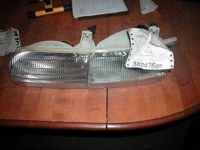 95-99 Cadillac Deville Passenger Right Cylinder Head 8-279 4.6 Liter  - Image 4 of 4