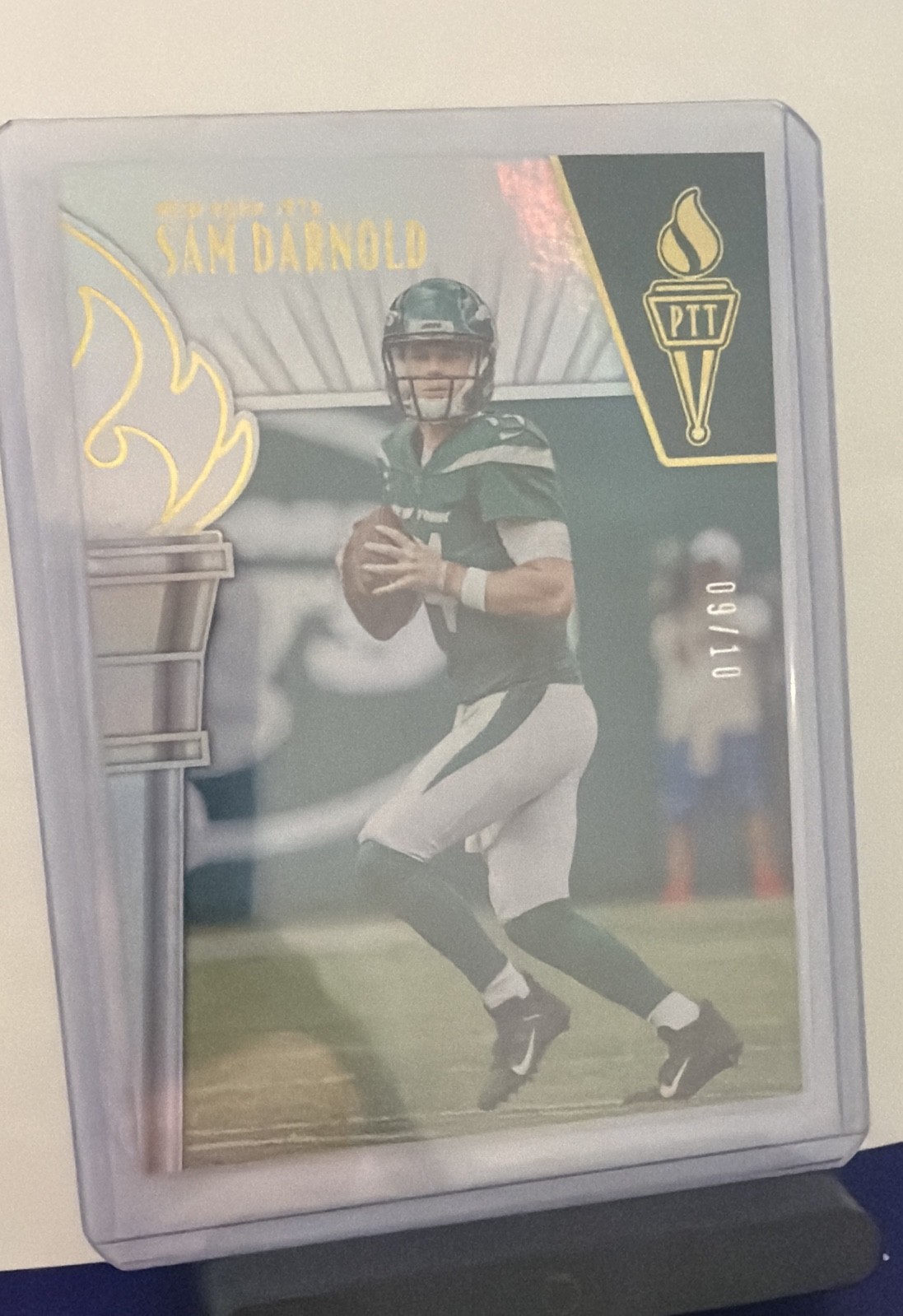 2019 Panini Passing the Torch - Sam Darnold #82 Gold /10