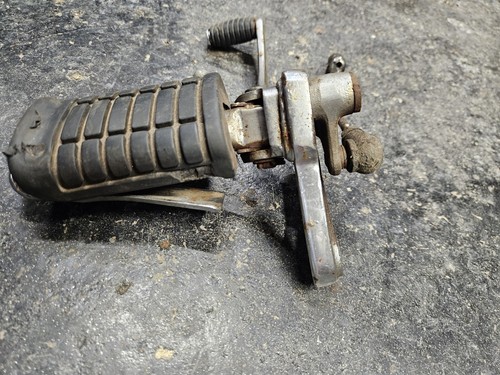 1982 HONDA MAGNA V45 VF750C VF750 C original LEFT FRONT FOOTPEG linkage SHIFTER - Picture 8 of 24