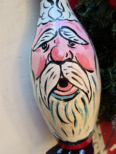 VTG 1994 Handpainted "Santa Claus" Wooden Bowling Pin Folk Art 16" - Picture 22 of 24