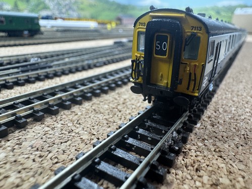 Graham Farish 372-677 - Class 411 4 CEP 4 Wagen 7113 EMU in BR blau & grau