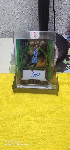 Ja Morant [Neon Green Prizm] #IF-JMT 2019 Panini Select in Flight Signatures card