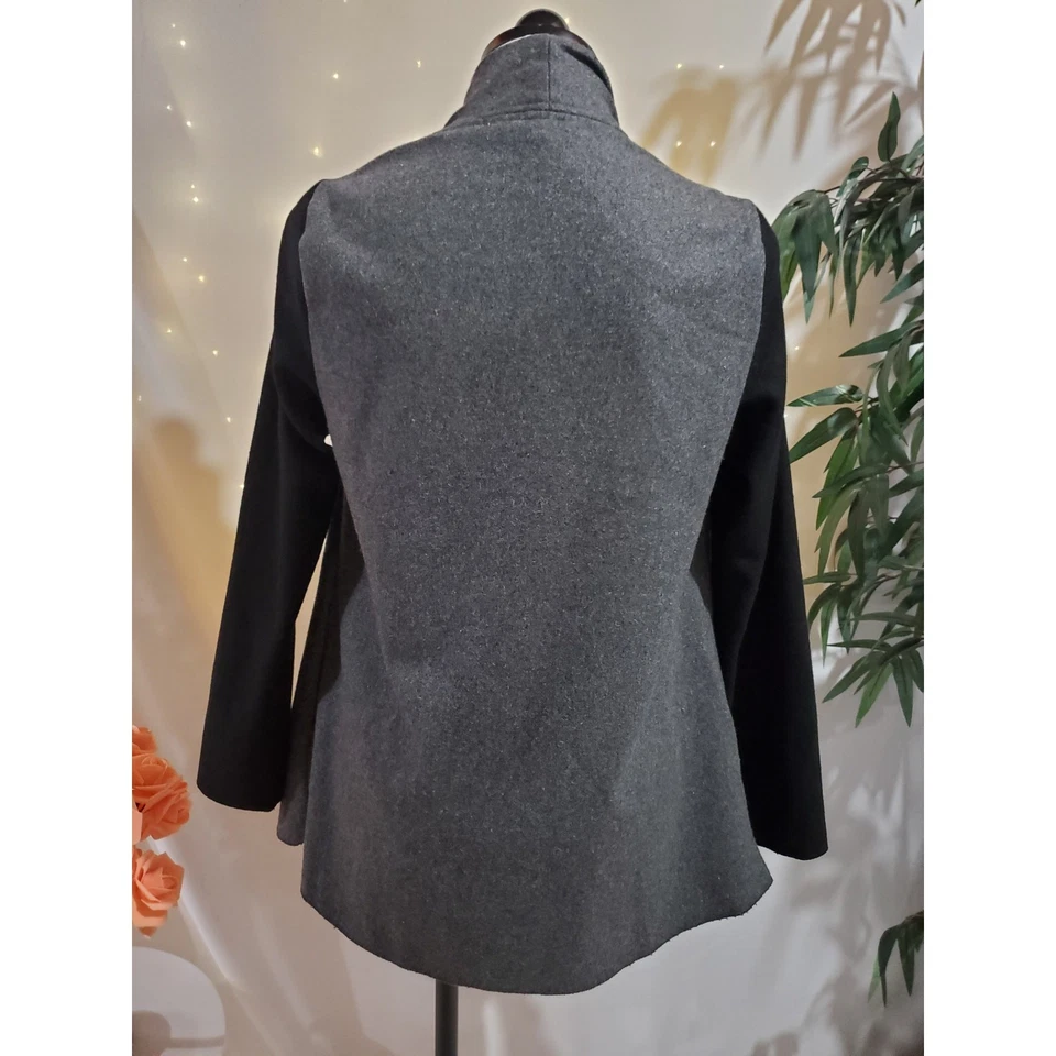 Chaqueta cárdigan de lana abierta vintage Staring at Stars UO para mujer talla S gris bolsillos Foto 4 de 4