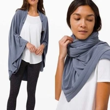 NWT Blue Lululemon Key To Your Heart Wrap Blanket Scarf Shawl Top Snap 6692 $118