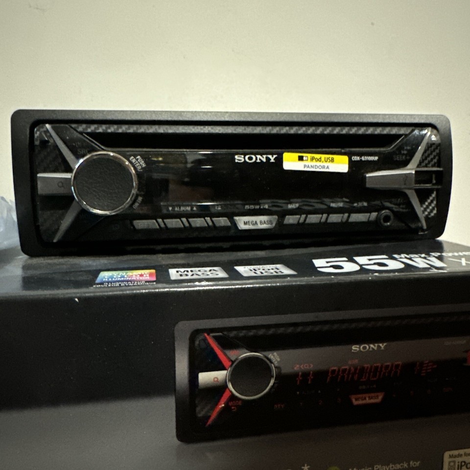 Sony CDXG3100UP Compact Disc Player MP3 USB AUX Car Stereo W/Box