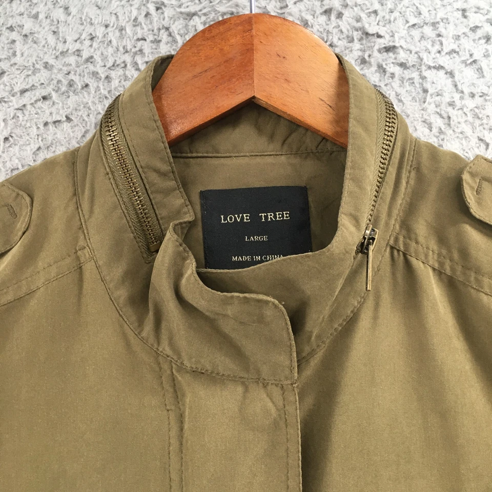 Chaqueta utilitaria Love Tree para mujer grande verde manga larga bolsillos cuello falso informal Foto 3 de 4