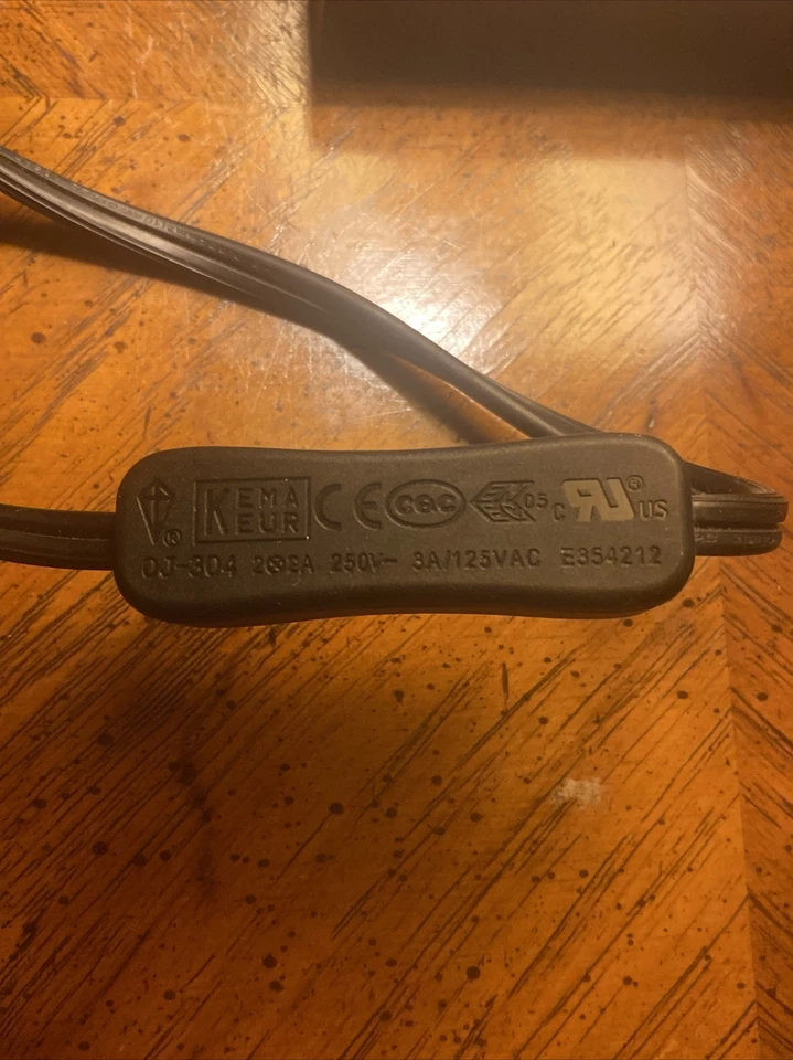 Б/у прикроватная лампа Aooshine — гладкий дизайн, мягкое свечение - Изображение 3 из 4