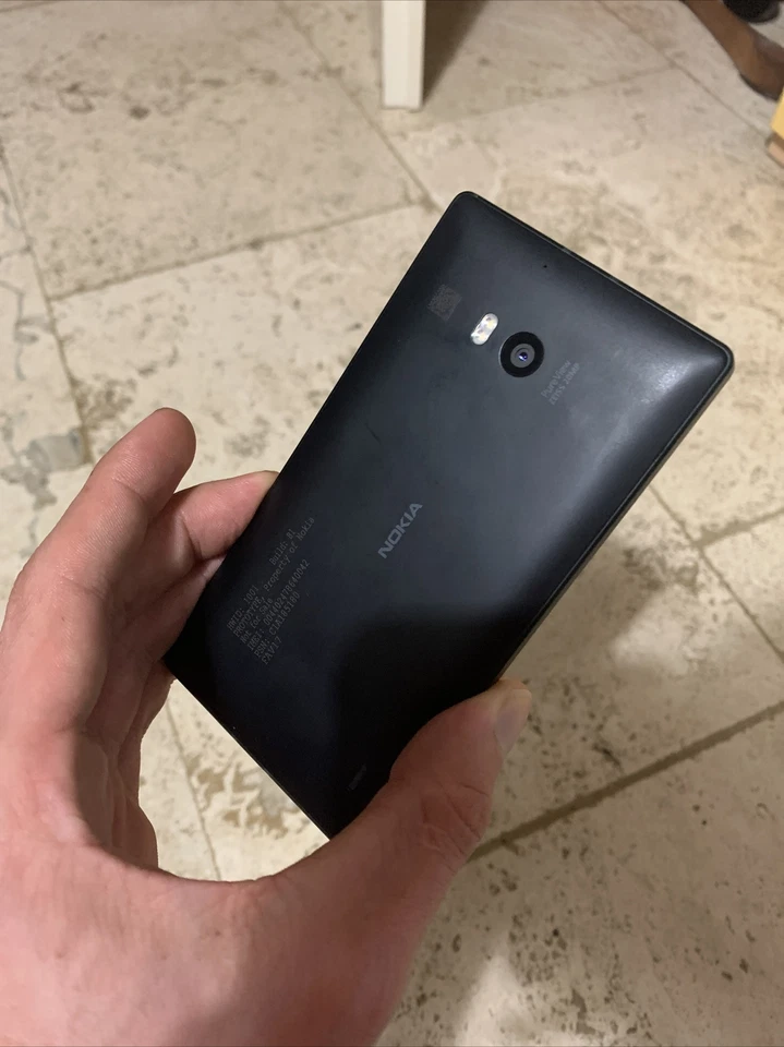 Nokia Lumia 930 Proto - Immagine 2 di 4