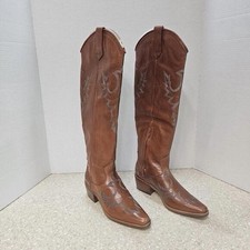 Donald J Pliner 8.5 Woman s Brown Leather Kne...