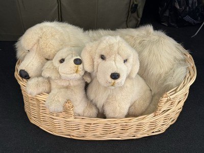 E&J Prima Classic Collection Golden Retriever Dog & Puppies Plush Dog & Basket
