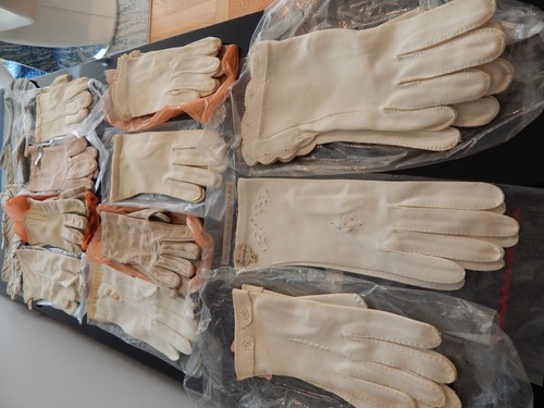 13 PR. WOMENS GLOVES VINTAGE USED/UNUSED HAND SEWN PARIS FOWNS DOETTE GAUNTLET - Picture 4 of 7