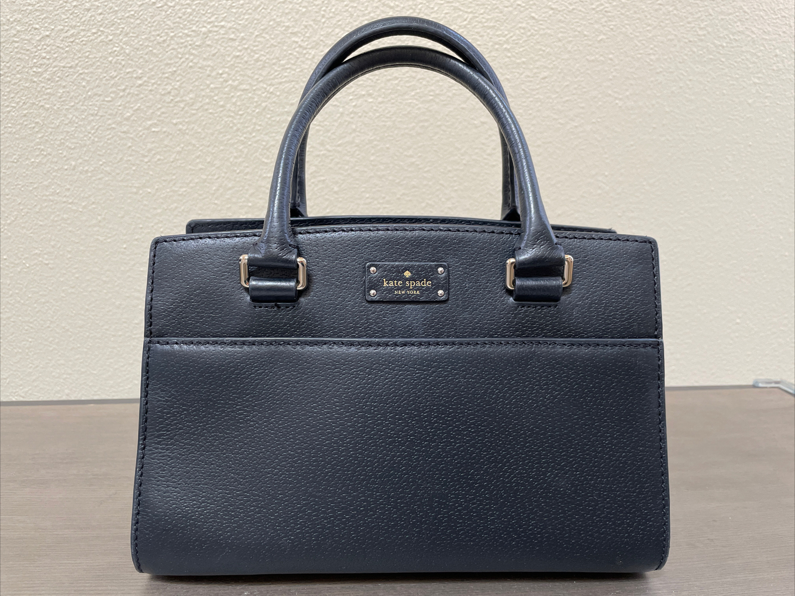 Top 50+ imagen j183 kate spade Thptnganamst.edu.vn