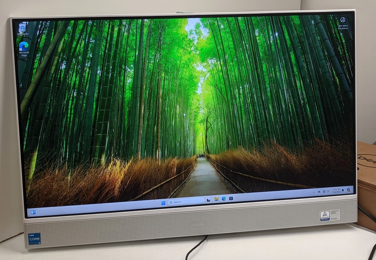 DELL INSPIRON 24 5410 23.8 i3-1215U 1.20GHz 8GB RAM 256GB SSD 