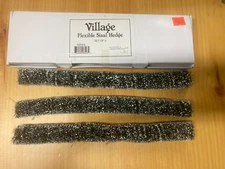 VILLAGE FLEXIBLE SISAL HEDGE- SET OF 3 - HERITAGE VILLAGE - DEPT 56 (with box)