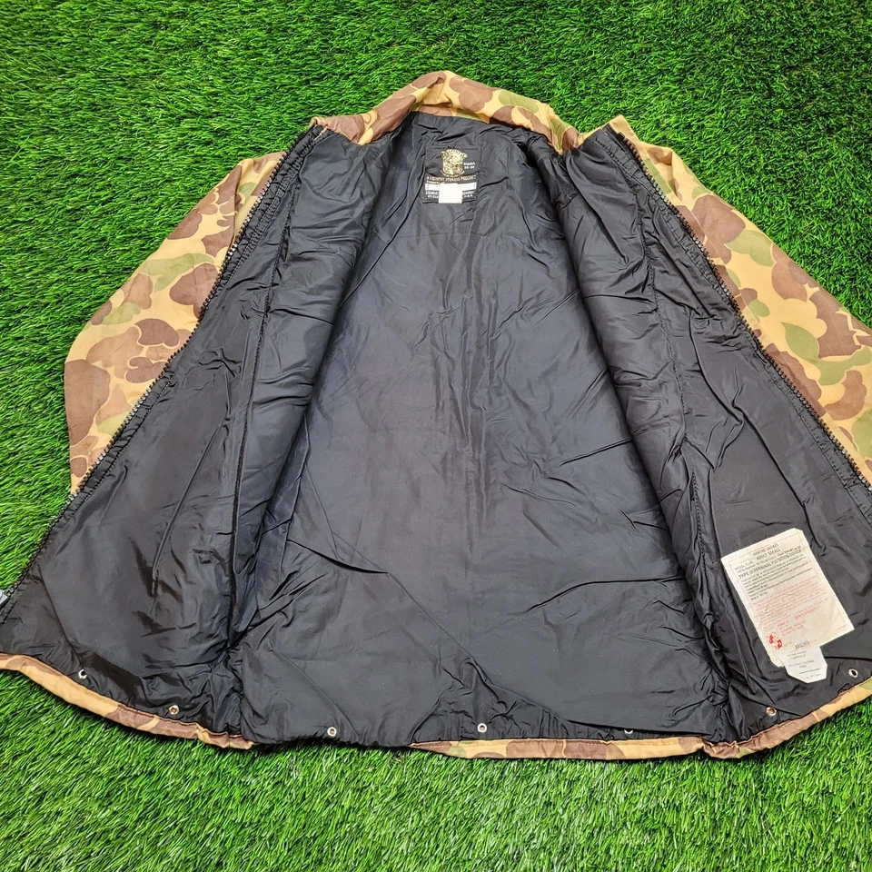 Chaqueta de Flotación Camuflada Stearns Duck Años 80 De Colección Para Hombres Pequeña Hecha en EE. UU. Gorpcore Foto 2 de 4