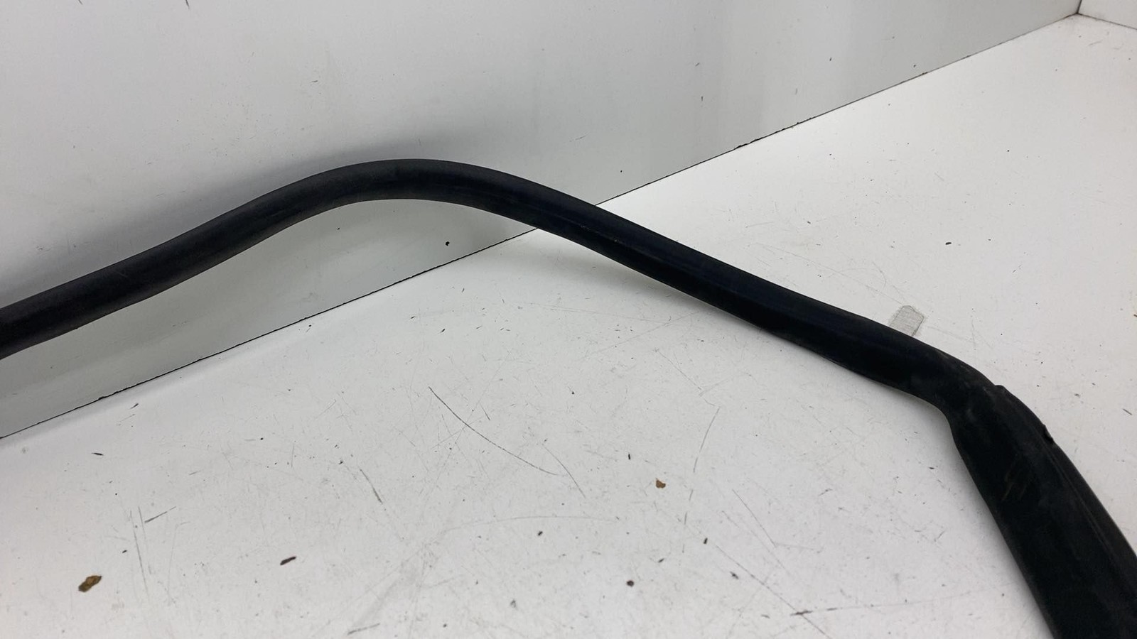 ⭕2014-2020 Maserati Ghibli Rear Left Door Window Weatherstrip Rubber Seal Gasket