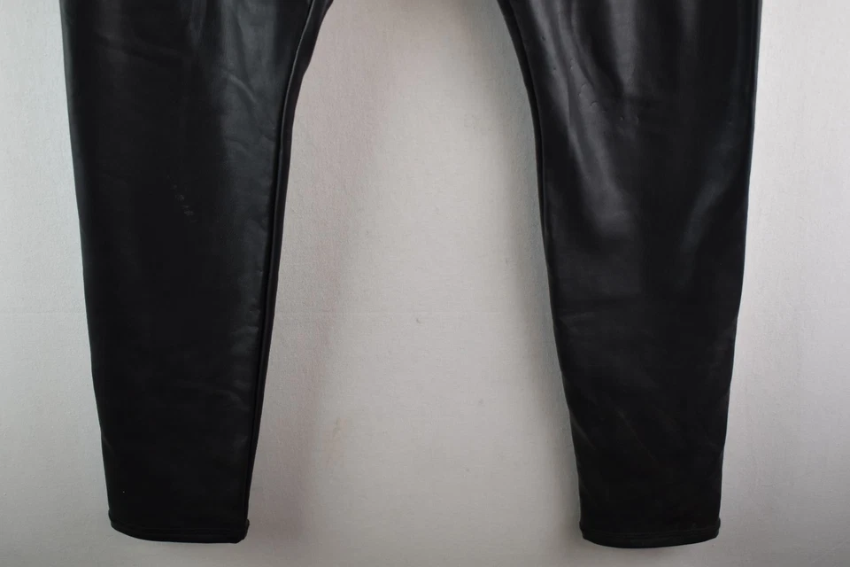 Hollister schwarze Kunstleder Ultra High-Rise Leggings Größe M Damen Freizeit - Bild 3 von 4