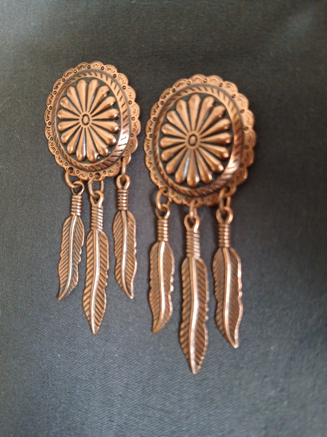 Solid Copper Oval Flower Southwest Medallion w Th… - image 1