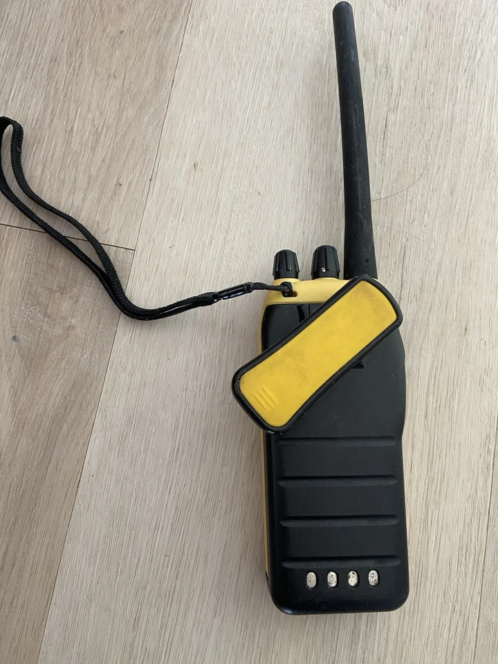 VHF Navicom RT320 - Photo 2/4