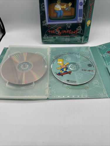 The Simpsons Seasons 1 and 2 DVD Box Set Collector’s Edition - Picture 11 of 17
