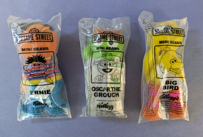Lot of (3) - 1999 Kellogg's Sesame Street Mini Beans - Big Bird, Oscar, Ernie