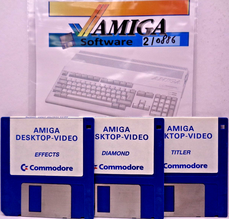COMMODORE AMIGA -- DESKTOP VIDEO EFFECTS / DIAMOND / TITLER (COMMODORE)