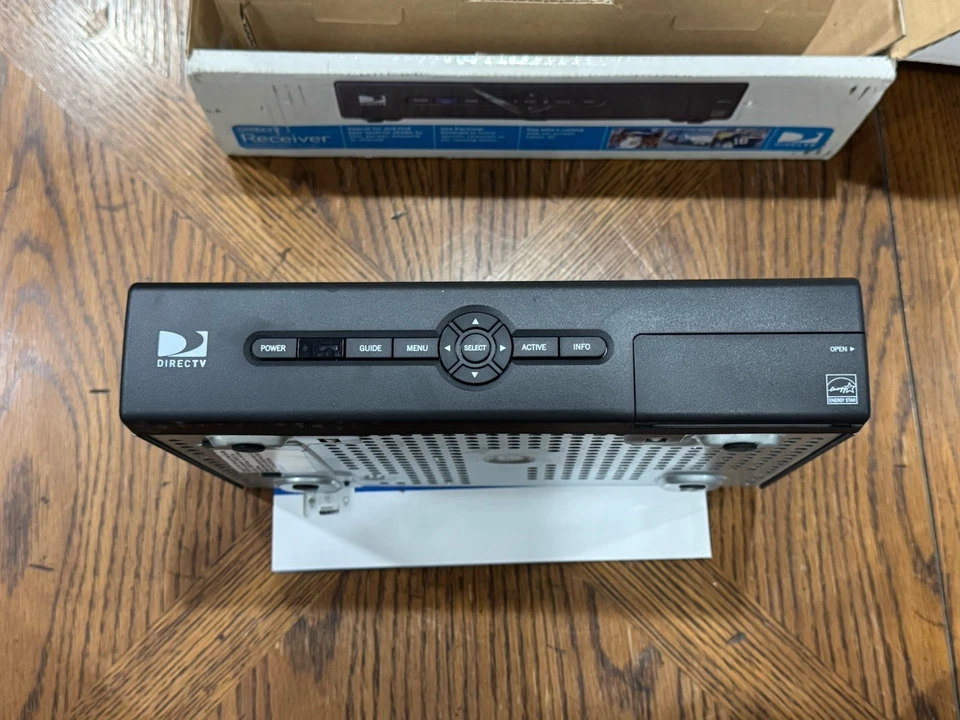 DIRECTV D12-100 TV Receiver - Image 2 of 4