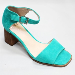 teal heels uk