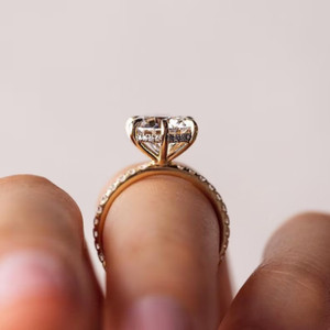 Authentic 2.50 Ct Round Cut Simulated Diamond Solitary Wedding Ring 14k Yellow Gold Plated