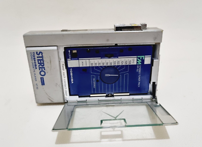 Vintage TOSHIBA Cassette With RP-52 FM Tuner - KT-S2 - Not working