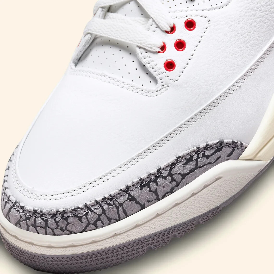 Nike Air Jordan 3 III Retro White Cement Reimagined DN3707  display picture 1