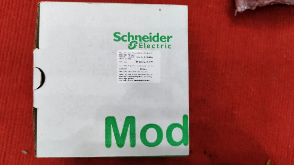 NOVO controlador lógico programável Schneider PLC TM100C24RN - Imagem 2 de 4