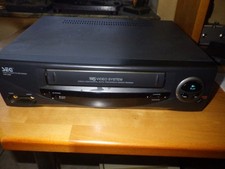 SEG VCR 2300 Videorecorder (VHS) mit Original-Fernbedienung - DEFEKT