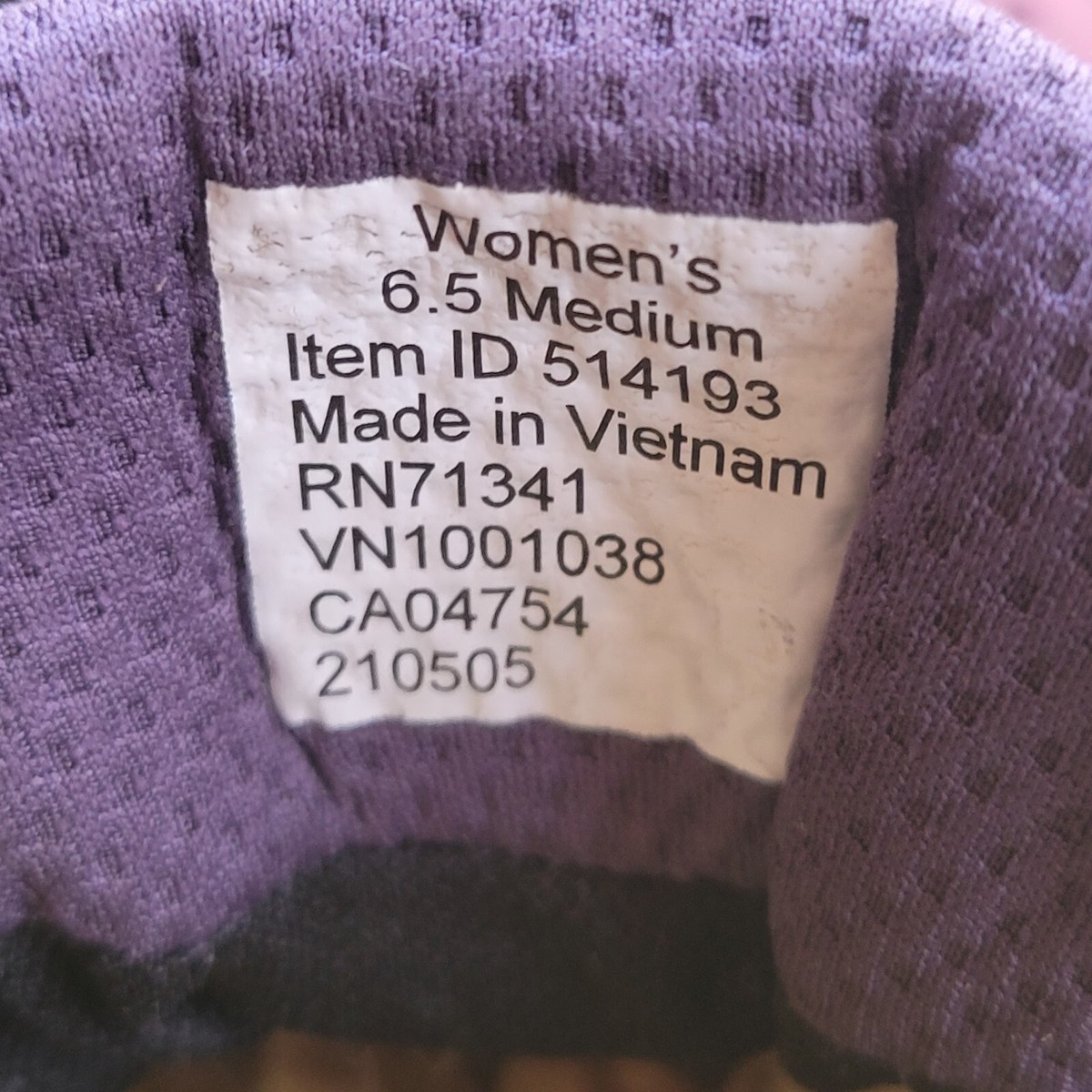LL Bean 277619 Women's Purple Suede Lace Up Walk Hike Casual Shoes