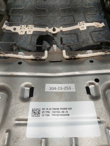 TESLA MODEL Y FRONT RIGHT SIDE SEAT LOWER TRACK FRAME & MOTORS OEM 2020 - 2024 - Picture 5 of 11